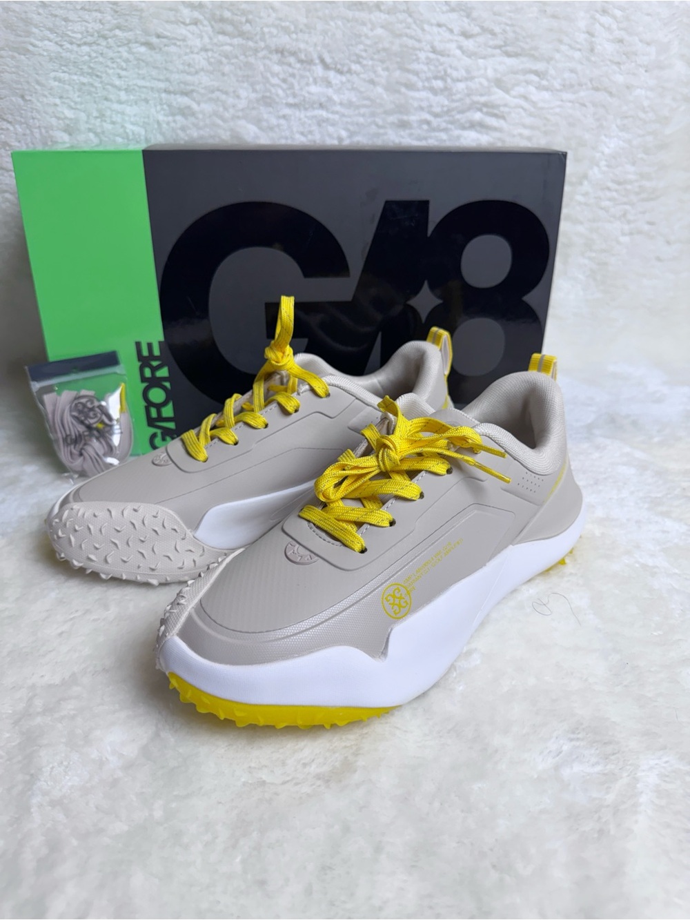 G/Fore Men's G/18 Spikeless Golf Shoe - Beige/Yellow size 9.5 NIB